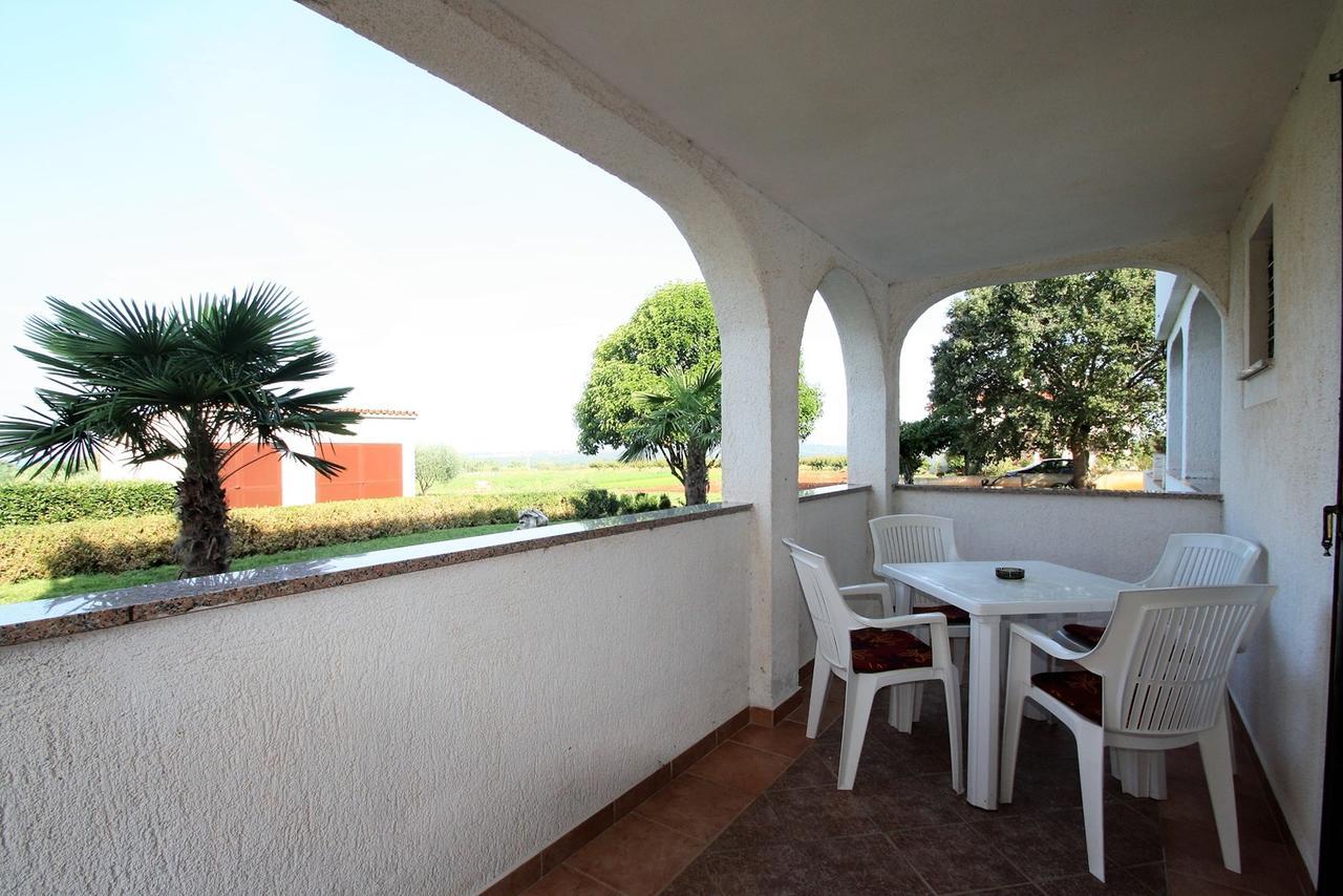 Apartments Livio Stranici Rosini Екстер'єр фото